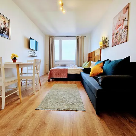 Live Apartament *