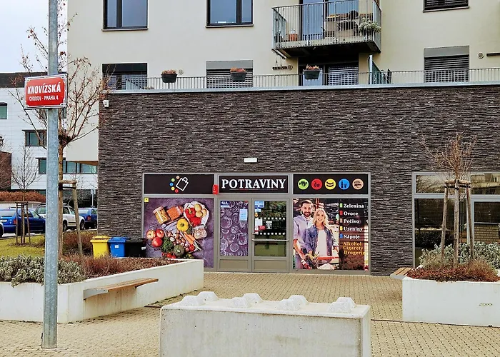 Live Apartman *